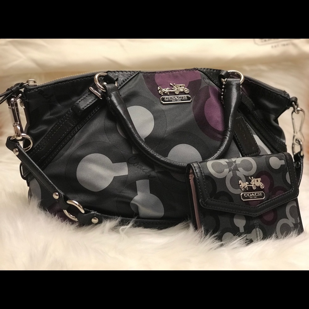 Coach Madison with wallet 15946